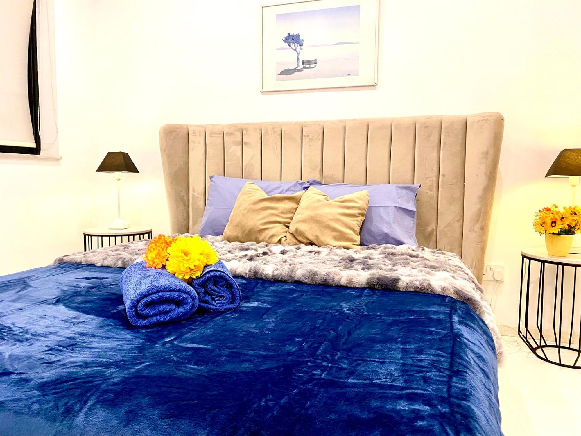 Seafront Harbour Haven - Steps To Ferry, Shops And Beaches Sliema Exteriör bild