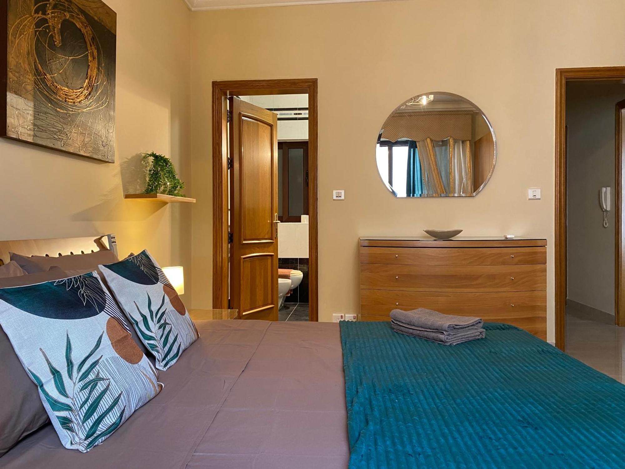 Seafront Harbour Haven - Steps To Ferry, Shops And Beaches Sliema Exteriör bild